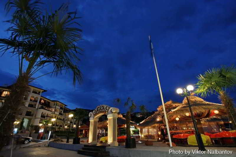 Dolphin Hotel สวิติ วลัส ภายนอก รูปภาพ